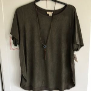 Tru Self top NWT